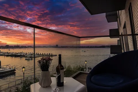 $3,480,000 | 300 Pier 4 Blvd., Unit 3B, Boston, MA 02210