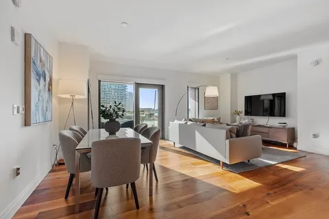 $3,480,000 | 300 Pier 4 Blvd., Unit 3B, Boston, MA 02210