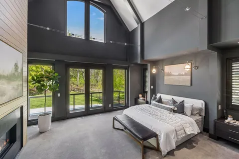 $3,950,000 | 2201 Isengard Lane, Minnetonka, MN 55305