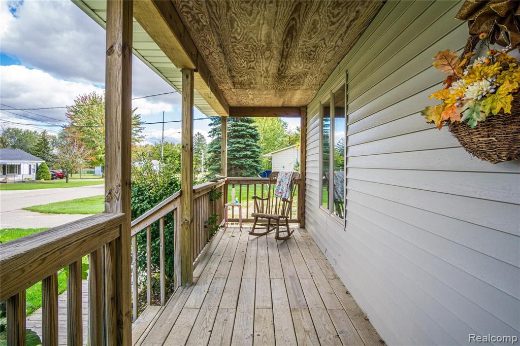 1189 Alton Road Flint, MI 48507 - Photo 15 of 16