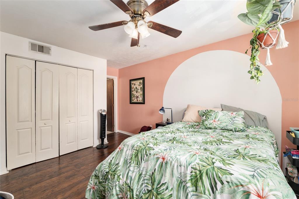 2360 Southwest Archer Road, Unit 811 Gainesville, FL 32608 - Photo 28 of 32 Gallery Image 28