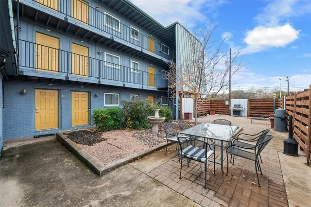 $279,900 | 3815 Guadalupe Street, Unit 207, Austin, TX 78751