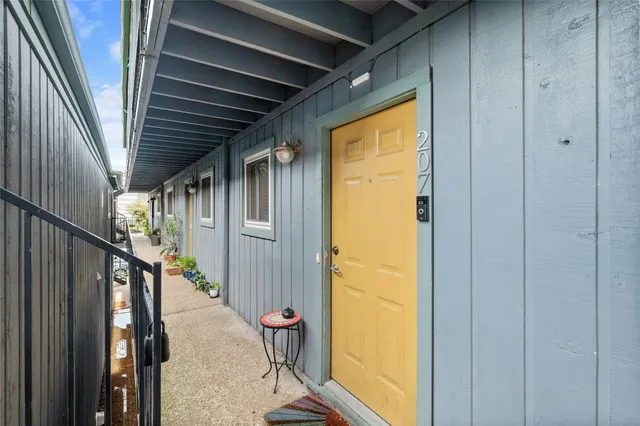 $279,900 | 3815 Guadalupe Street, Unit 207, Austin, TX 78751