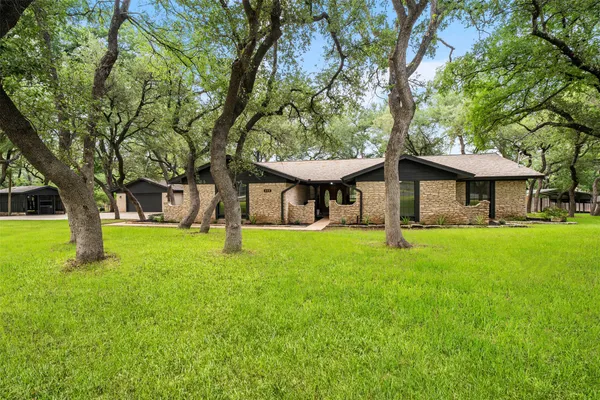 $595,000 | 303 West Sequoia Spur, Georgetown, TX 78628