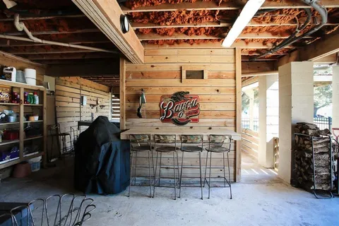 $500,000 | 118 Briar Lane, Lake Charles, LA 70607