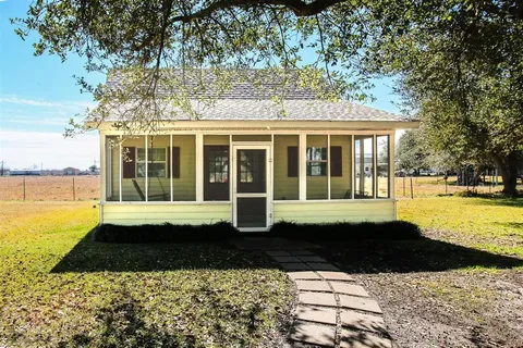 $500,000 | 118 Briar Lane, Lake Charles, LA 70607