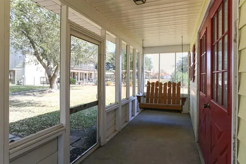 $500,000 | 118 Briar Lane, Lake Charles, LA 70607