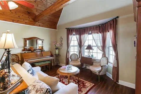 $500,000 | 118 Briar Lane, Lake Charles, LA 70607