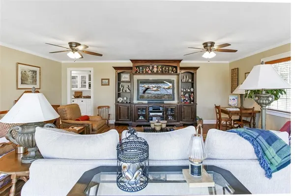 $500,000 | 118 Briar Lane, Lake Charles, LA 70607