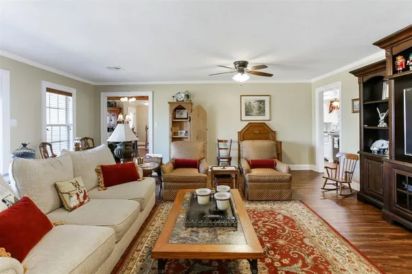 $500,000 | 118 Briar Lane, Lake Charles, LA 70607