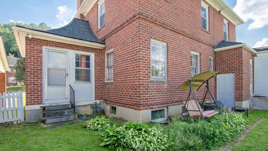 613 Addams Street Covington, VA 24426 - Photo 33 of 36 33. Back
