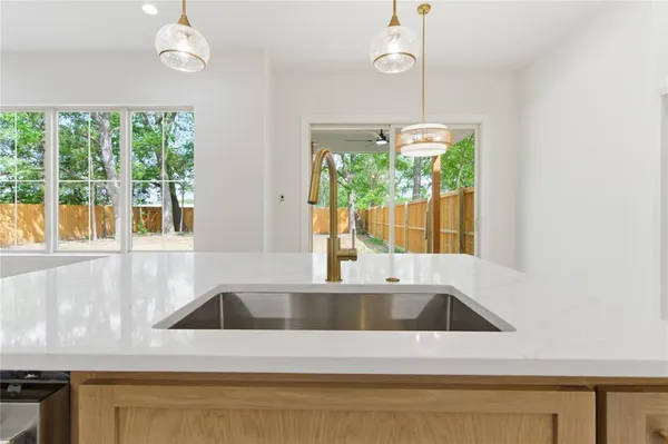 $2,475 | 200 Dover Drive, Unit 1, West Tawakoni, TX 75474