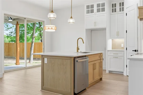 $2,475 | 200 Dover Drive, Unit 1, West Tawakoni, TX 75474