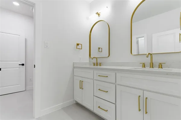 $2,475 | 200 Dover Drive, Unit 1, West Tawakoni, TX 75474