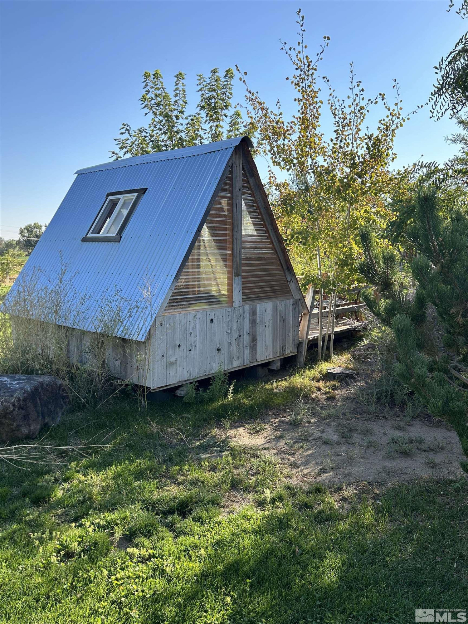 13200 Carson Highway Fallon, NV 89406 - Photo 11 of 35 a view of a backyard
