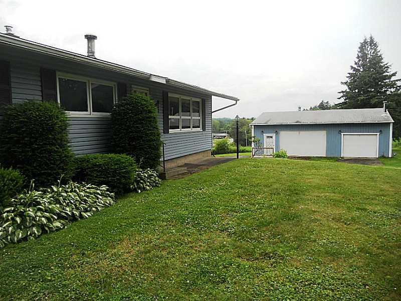 78 East Franklin Road Mercer, PA 16137 - Photo 3 of 19 Exterior Front.
