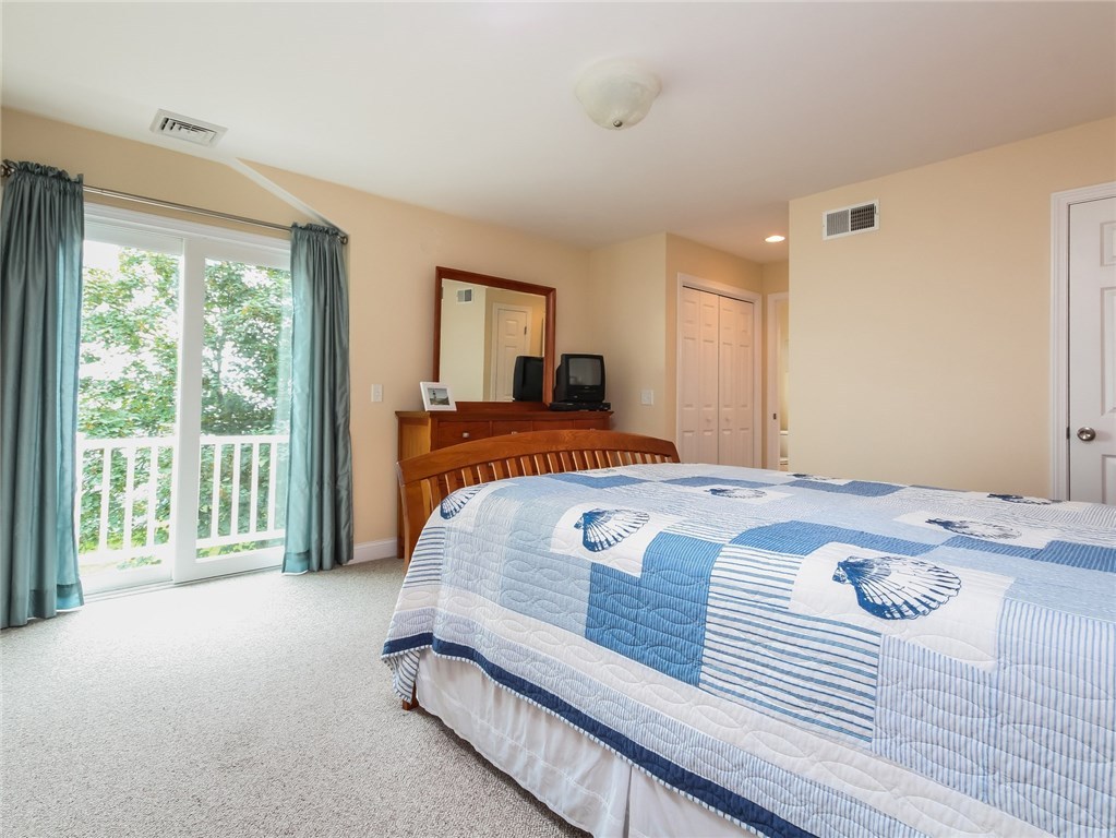 10 Continental Road Narragansett, RI 02882 - Photo 13 of 30 Gallery Image 13