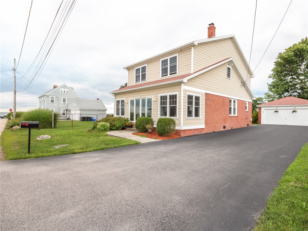 10 Continental Road Narragansett, RI 02882 - Photo 3 of 30 Gallery Image 3