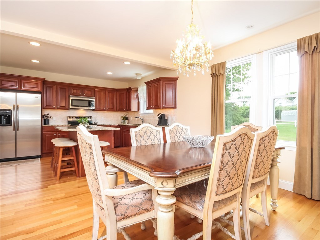 10 Continental Road Narragansett, RI 02882 - Photo 6 of 30 Gallery Image 6