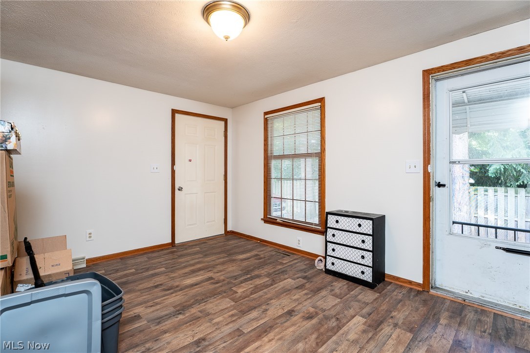 3046 Lake Road Silver Lake, OH 44224 - Photo 11 of 19
