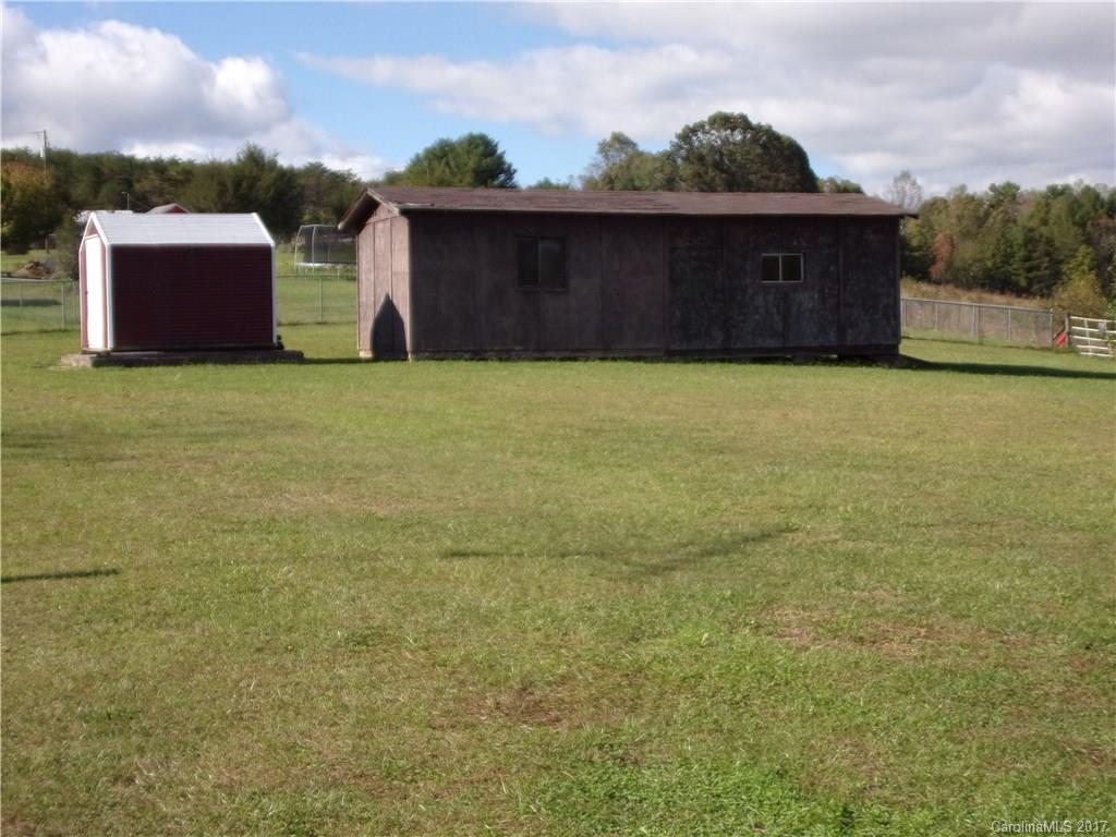 173 Gouges Branch Road Leicester, NC 28748 - Photo 2 of 3