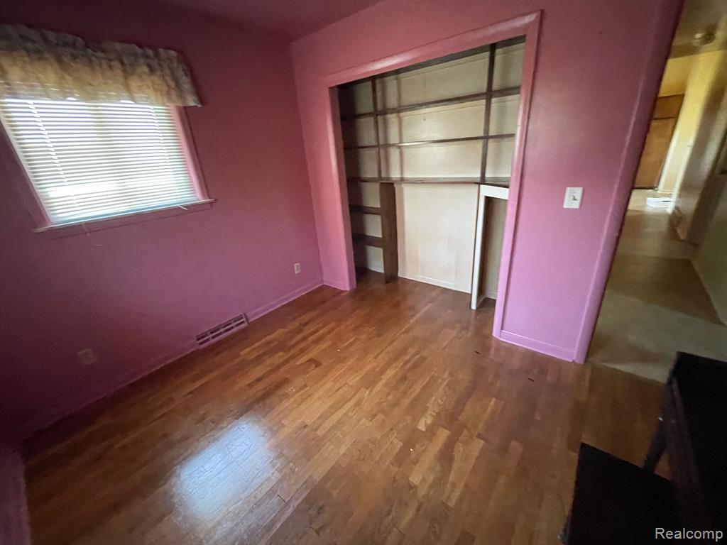 10418 Lansing Road Durand, MI 48429 - Photo 18 of 26