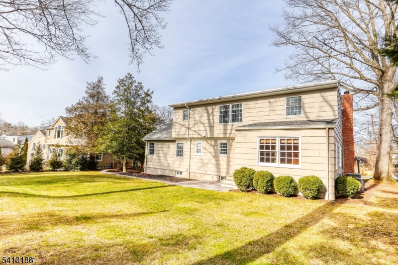 11 Wordsworth Road Short Hills, NJ 07078 - Photo 14 of 24