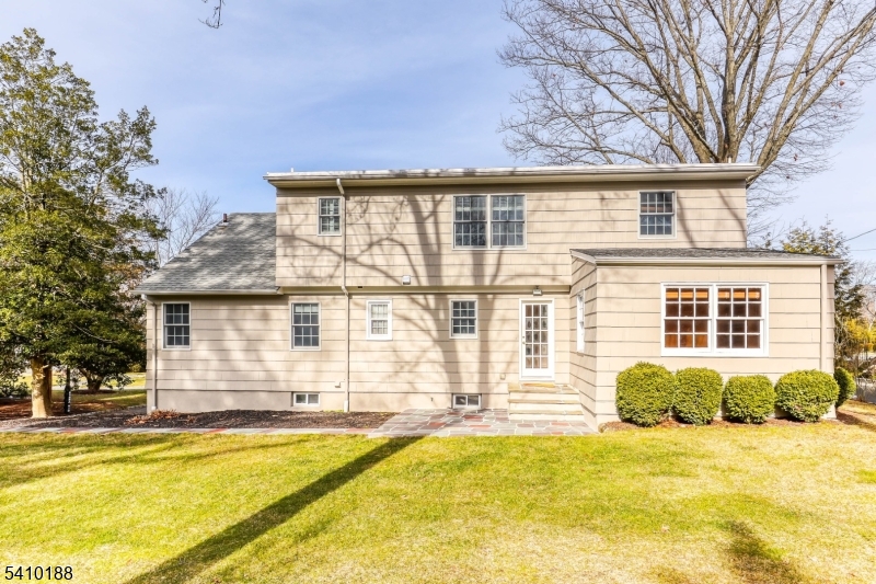 11 Wordsworth Road Short Hills, NJ 07078 - Photo 15 of 24