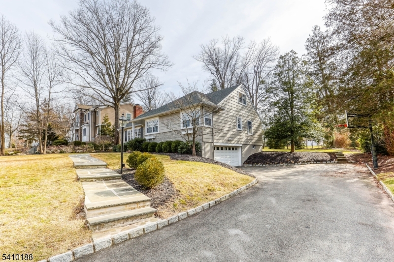 11 Wordsworth Road Short Hills, NJ 07078 - Photo 17 of 24