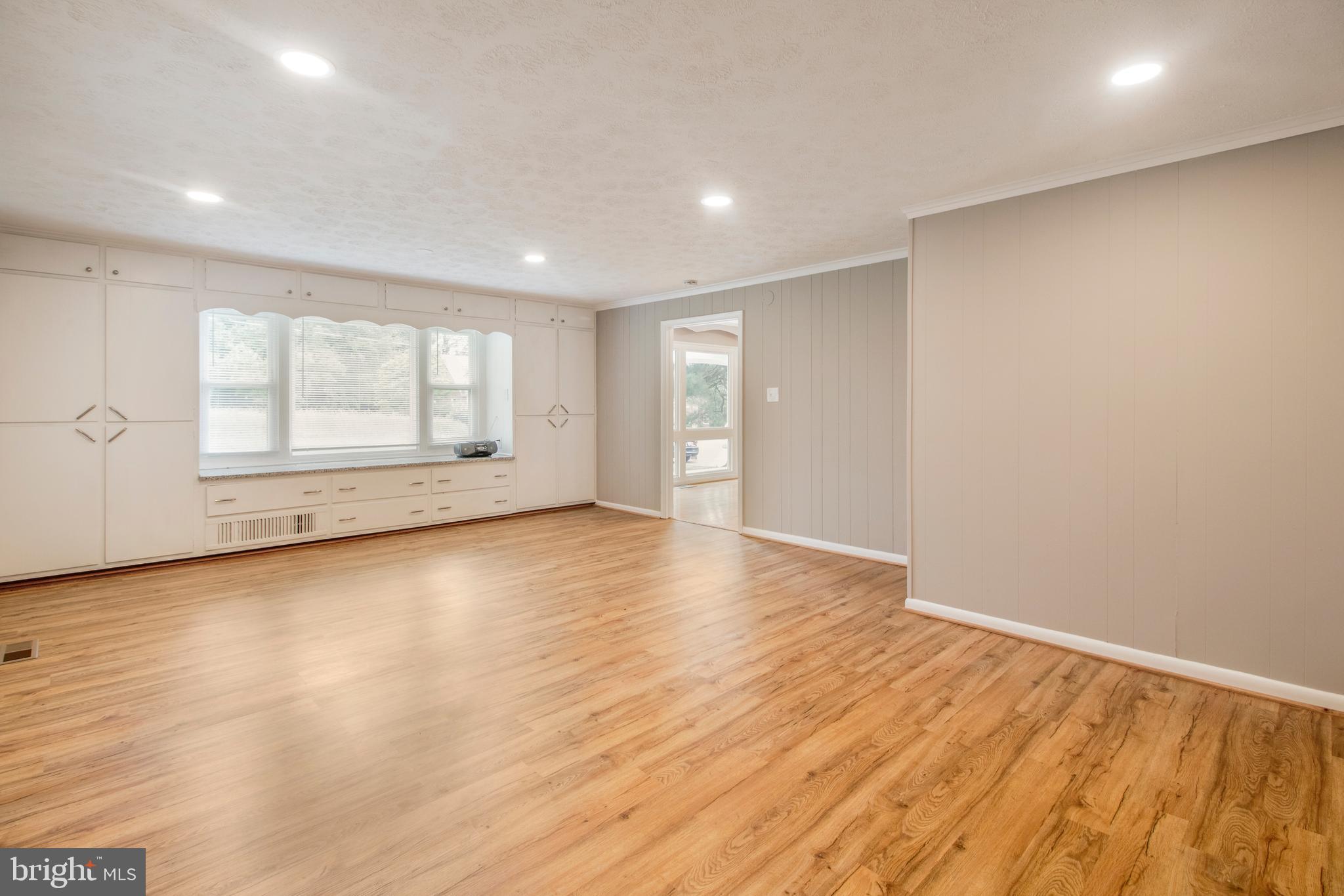 26811 Ridge Road Damascus, MD 20872 - Photo 14 of 50