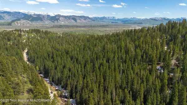 $995,000 | 6600 Paintbrush Trail, Wilson, WY 83014