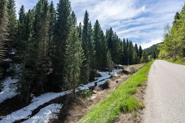 $995,000 | 6600 Paintbrush Trail, Wilson, WY 83014