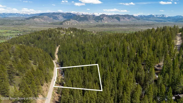 $995,000 | 6600 Paintbrush Trail, Wilson, WY 83014