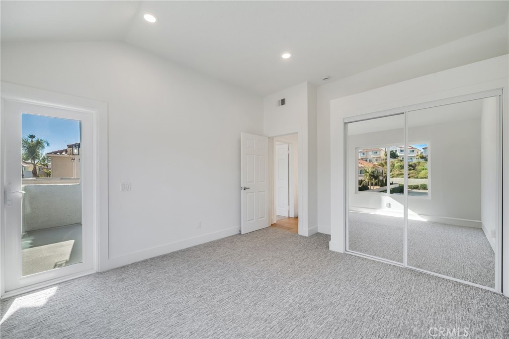 25 St John Dana Point, CA 92629 - Photo 12 of 17 an empty room with windows