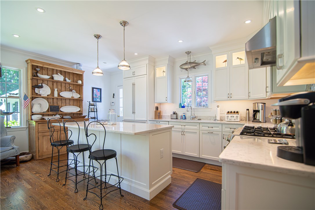114 Ferry Road Bristol, RI 02809 - Photo 13 of 50 Gallery Image 13