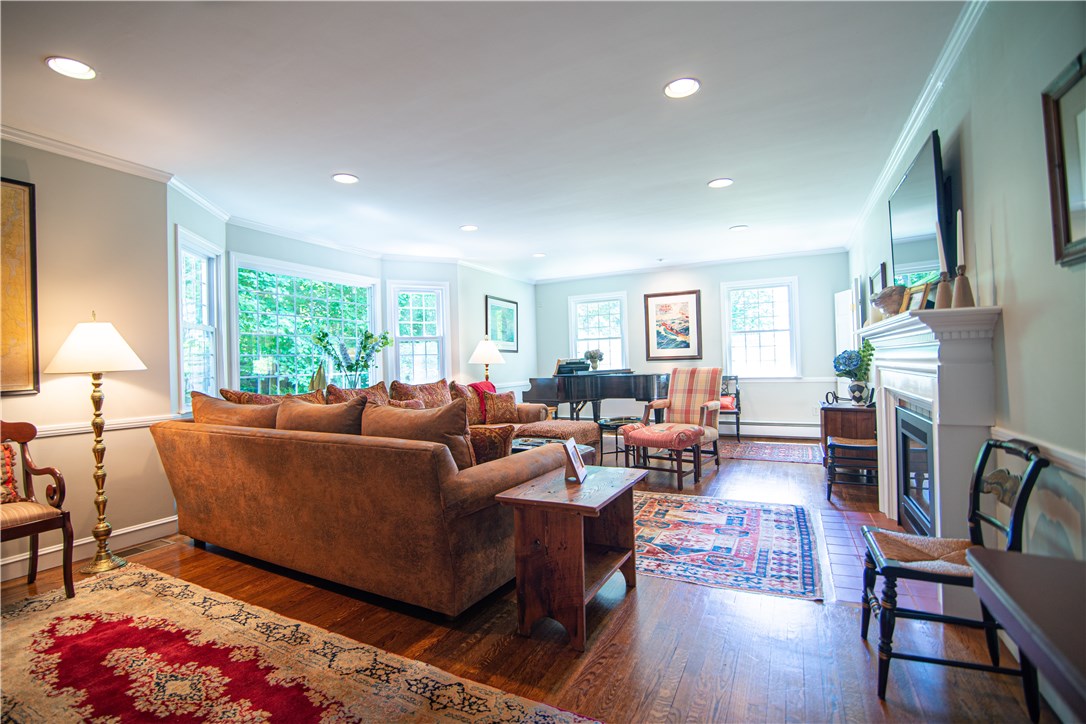 114 Ferry Road Bristol, RI 02809 - Photo 21 of 50 Gallery Image 21