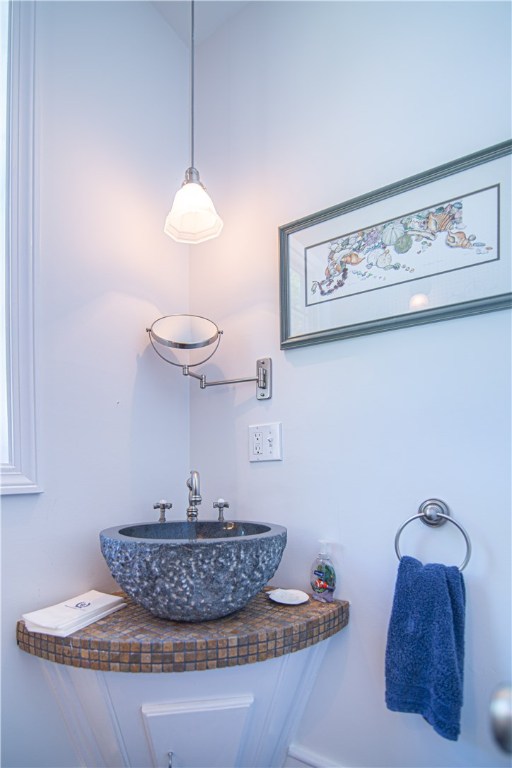 114 Ferry Road Bristol, RI 02809 - Photo 23 of 50 Gallery Image 23