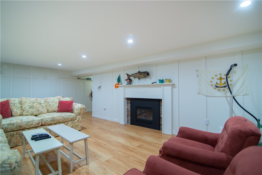 114 Ferry Road Bristol, RI 02809 - Photo 37 of 50 Gallery Image 37