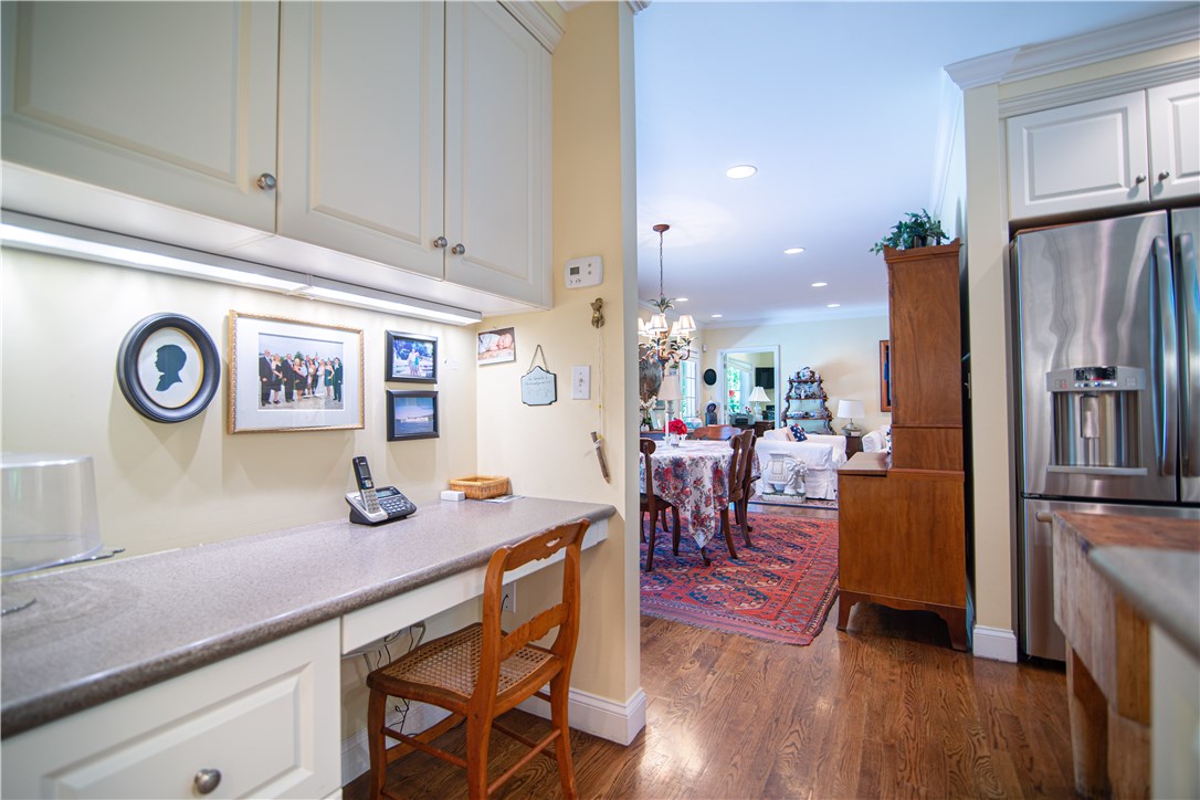 114 Ferry Road Bristol, RI 02809 - Photo 40 of 50 Gallery Image 40