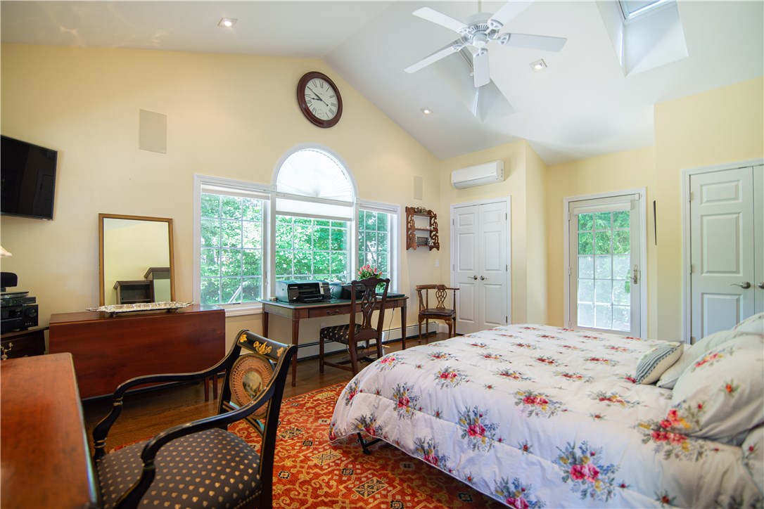 114 Ferry Road Bristol, RI 02809 - Photo 44 of 50 Gallery Image 44