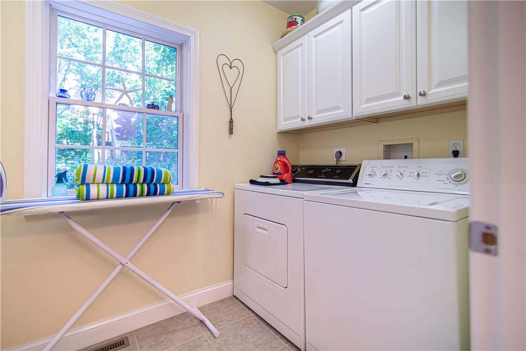 114 Ferry Road Bristol, RI 02809 - Photo 47 of 50 Gallery Image 47