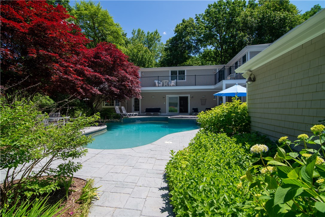 114 Ferry Road Bristol, RI 02809 - Photo 6 of 50 Gallery Image 6