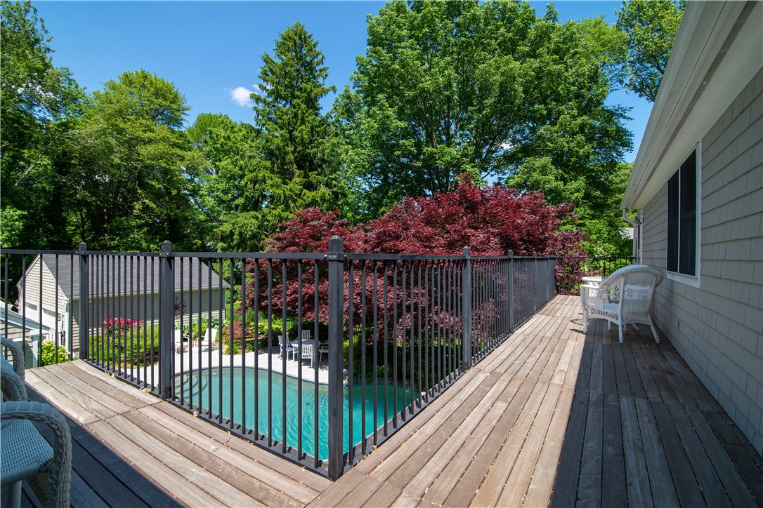 114 Ferry Road Bristol, RI 02809 - Photo 9 of 50 Gallery Image 9