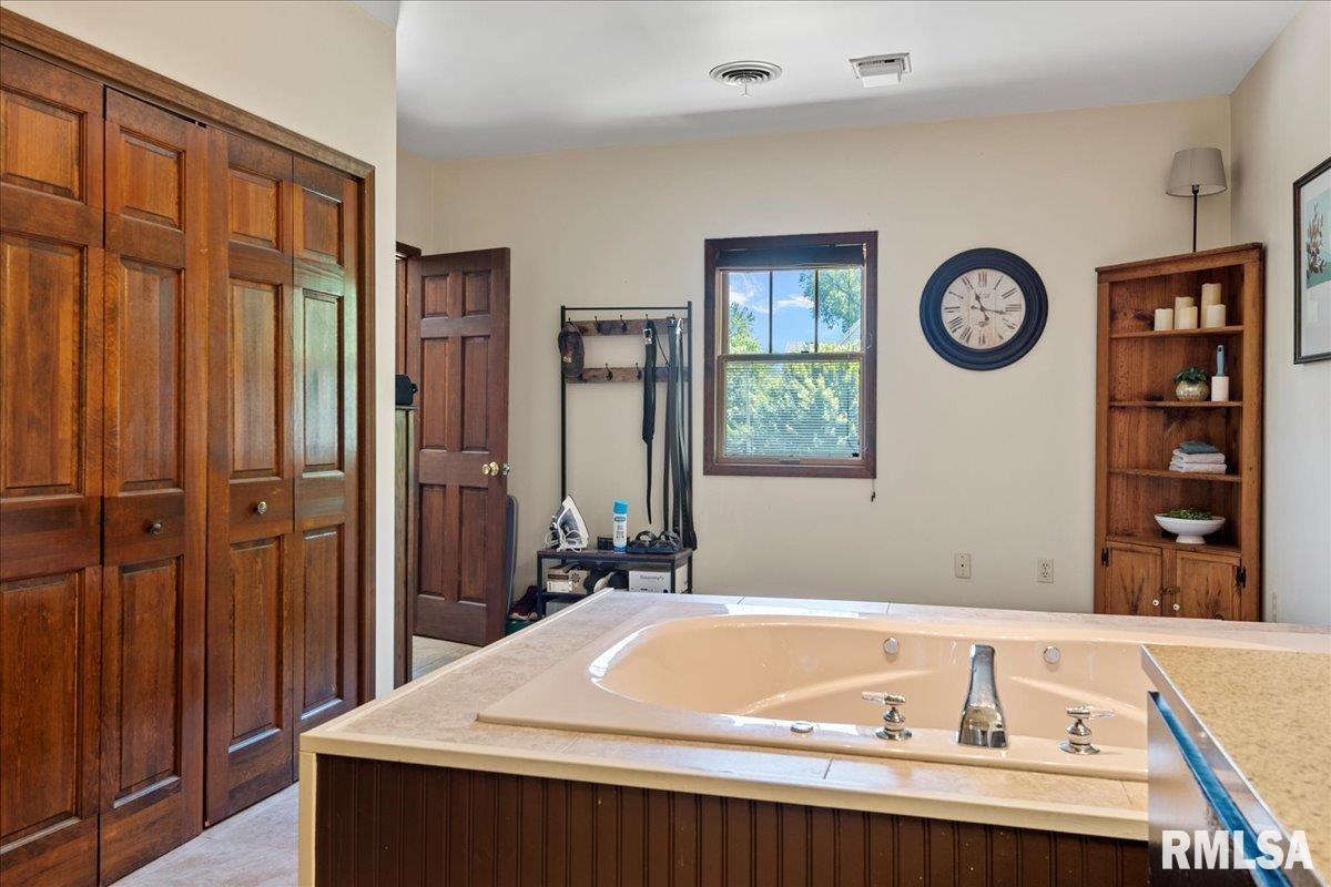 801 South Walnut Street Springfield, IL 62704 - Photo 48 of 77
