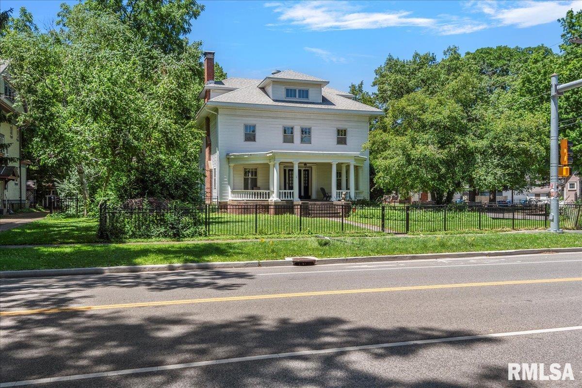 801 South Walnut Street Springfield, IL 62704 - Photo 5 of 77