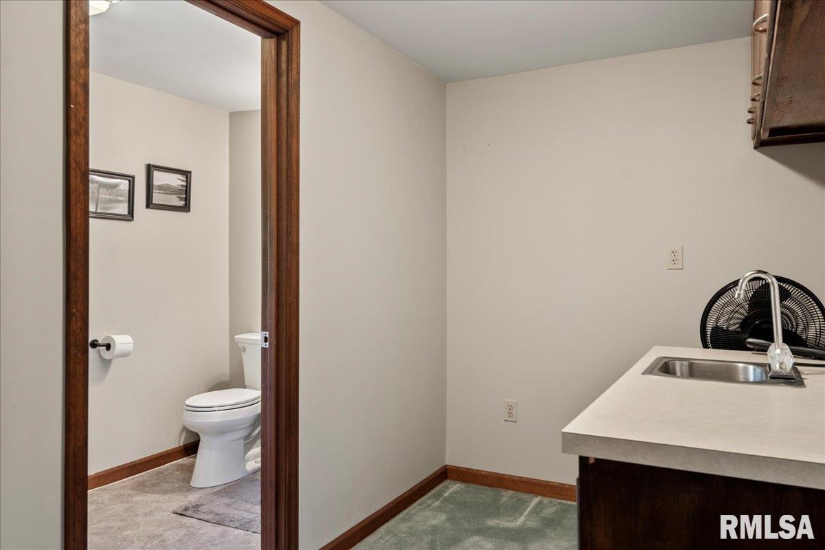 801 South Walnut Street Springfield, IL 62704 - Photo 64 of 77