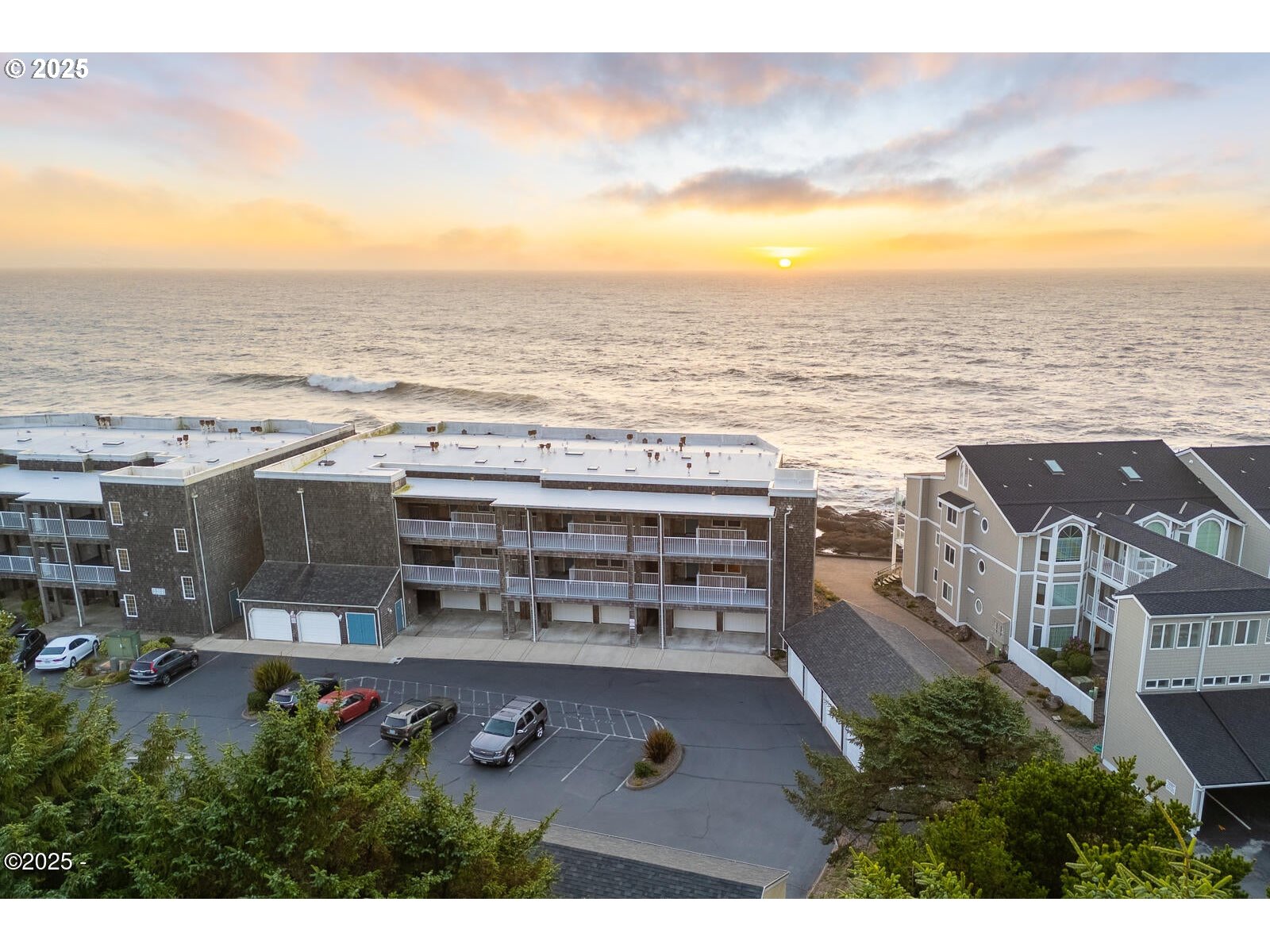 1113 Highway 101, Unit 48 Depoe Bay, OR 97341 - Photo 36 of 40 a view of a city with an ocean view