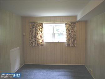 208 Paper Mill Road Oreland, PA 19075 - Photo 8 of 12 Office / Study