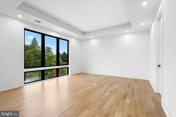 $2,175,000 | 4609 Willow Run Drive, Annandale, VA 22003