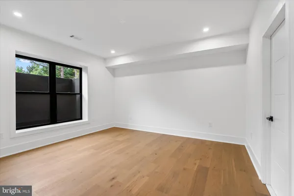 $2,175,000 | 4609 Willow Run Drive, Annandale, VA 22003